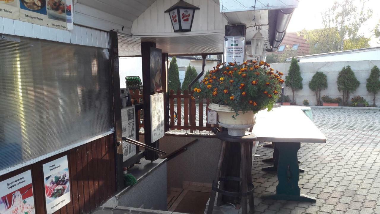 Apartamento Leon'S Silberwald Strasshof an der Nordbahn Exterior foto